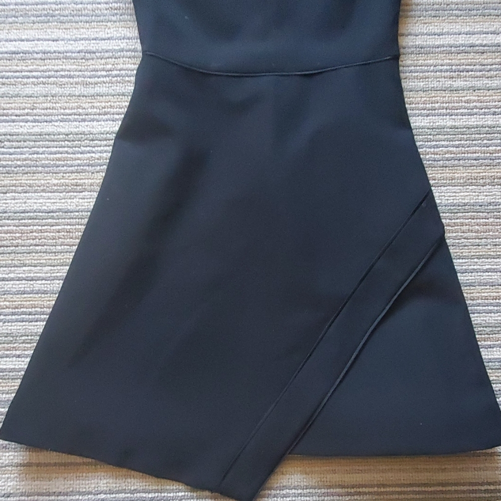 Dress - Picture 3 of 5